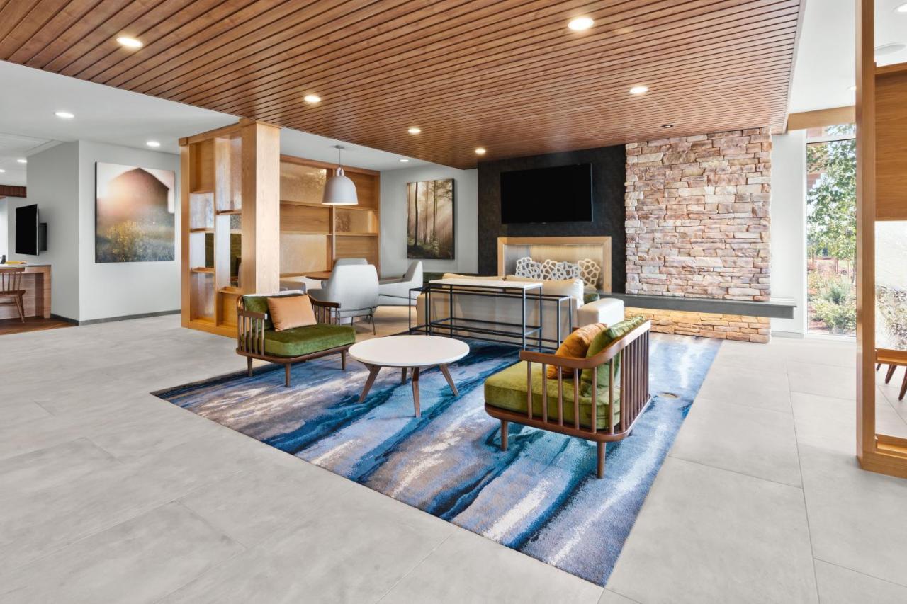 Fairfield By Marriott Inn & Suites Seattle Пулсбо Екстериор снимка