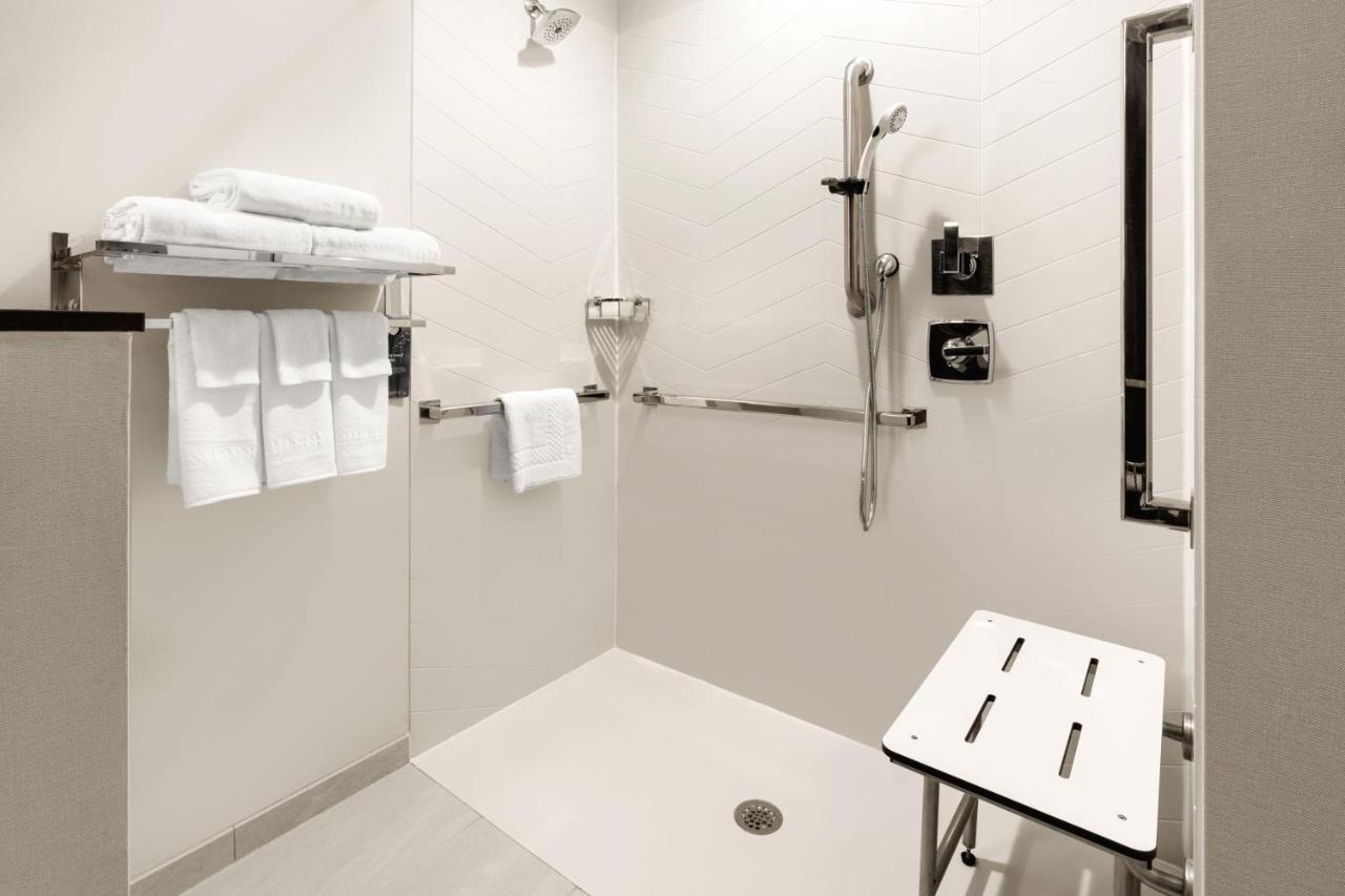 Fairfield By Marriott Inn & Suites Seattle Пулсбо Екстериор снимка